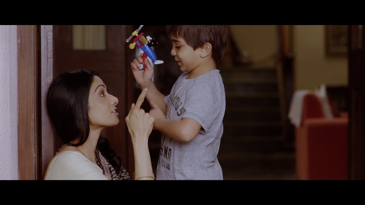 English Vinglish (2012) ZEE5 WEB-DL Hindi 2160p 10bit HEVC DDP 5.1 ESub.mkv.0000